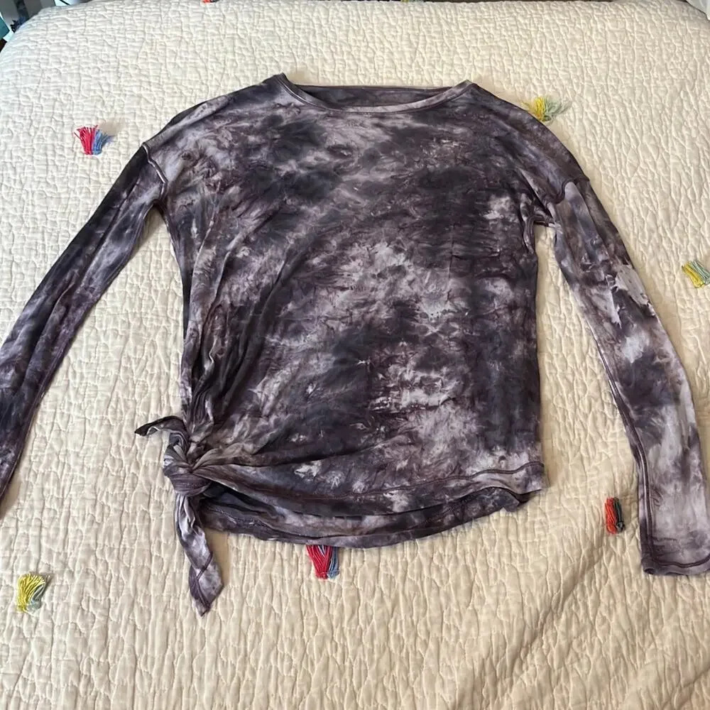 Lululemon To The Point Long Sleeve Tie Dye Size 4